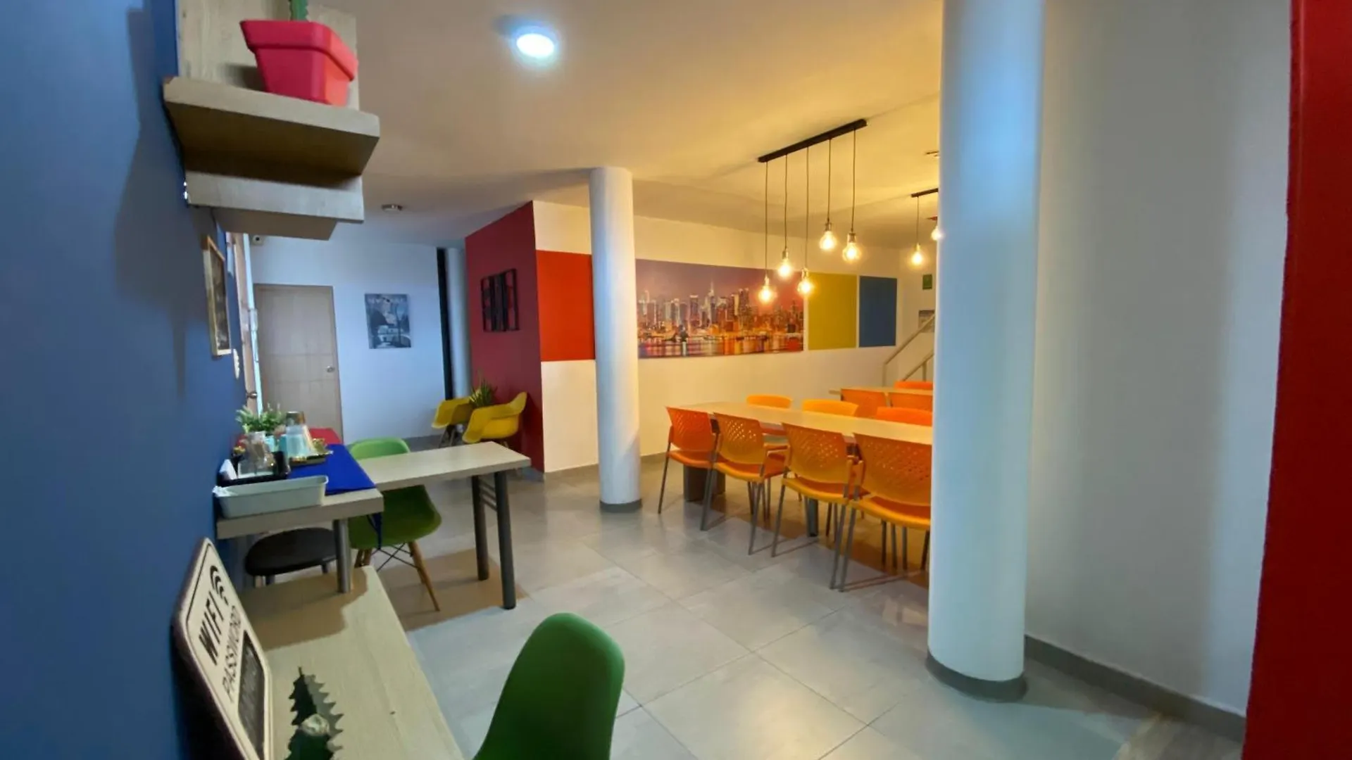 Hotel Colors - Centro Cali