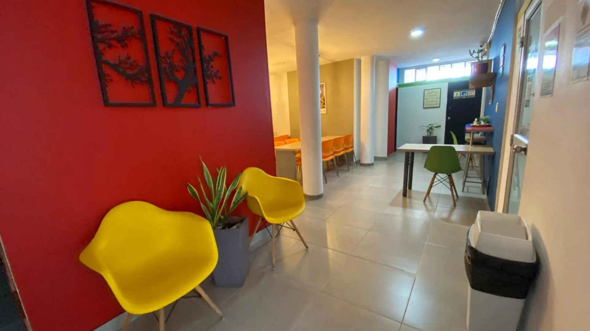 ***  Hotel Colors - Centro Cali Colombia